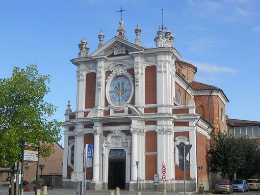 Dimissioni di don Gianpiero: questa sera una fiaccolata in suo sostegno