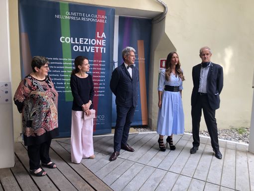&quot;La collezione Olivetti e la cultura d'impresa&quot;: taglio del nastro della mostra al Museo Garda di Ivrea