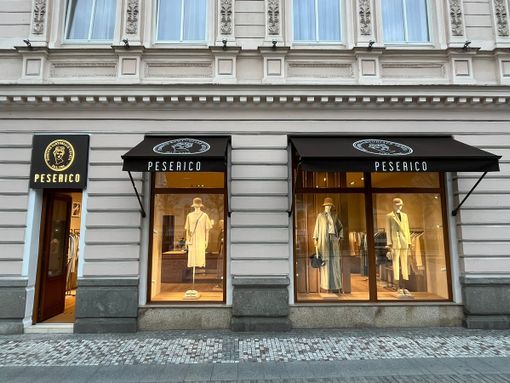Nuovi Store Peserico a Karlovy Vary e Palma de Majorca Nuovi Store Peserico a Karlovy Vary e Palma de Majorca