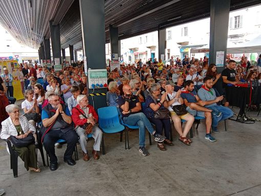 Una parte del pubblico presente al dibattito del 2 Giugno Una parte del pubblico presente al dibattito del 2 Giugno