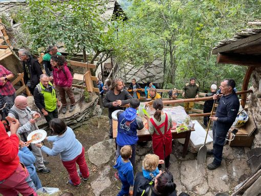 Camminata, musica e pizza per ridar vita a Poumarat