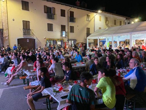 Cibo, musica, husky e boscaioli: parte il Luglio bibianese Cibo, musica, husky e boscaioli: parte il Luglio bibianese