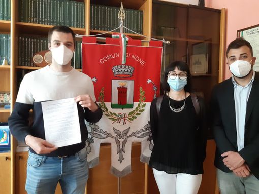 Da sinistra Federico Dal Zilio, Claudia D'Amelio e Federico Ciaffi di None Da sinistra Federico Dal Zilio, Claudia D'Amelio e Federico Ciaffi di None