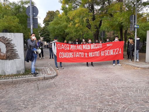 Manifestazione studenti delle superiori 9 ottobre 2020 Manifestazione studenti delle superiori 9 ottobre 2020