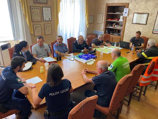 L’unità di comando locale allestita oggi in Comune per le ricerche