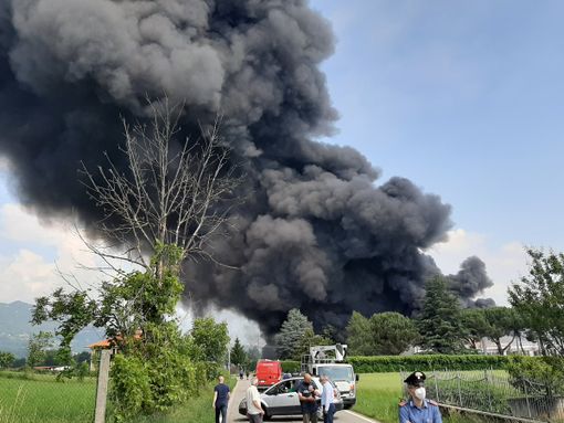 Incendio a Roletto