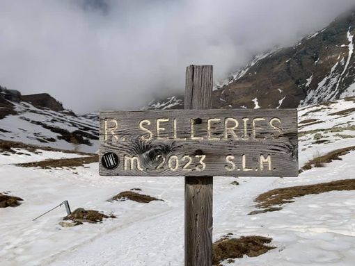 Cartello del Rifugio Selleries