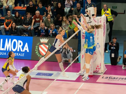 Un'immagine della sfida dello scorso anno, quando Sorokaite vestiva la maglia delle toscane (foto di Christian Bosio) Un'immagine della sfida dello scorso anno, quando Sorokaite vestiva la maglia delle toscane (foto di Christian Bosio)