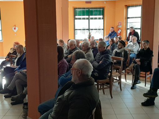 Villar Perosa: «Andremo avanti con la ciclabile», ma si discutono modifiche Villar Perosa: «Andremo avanti con la ciclabile», ma si discutono modifiche