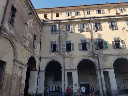 Torino, alla Cavallerizza occupata apre una "Camera del lavoro precario"