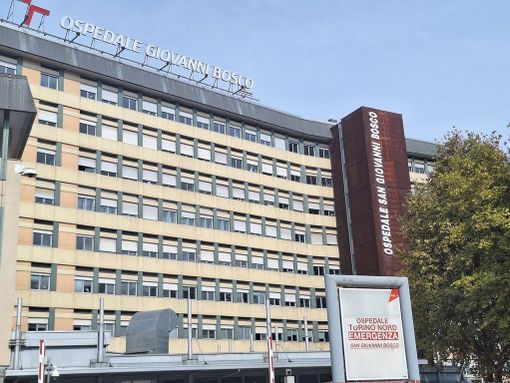 &quot;Siamo in attesa da troppe ore&quot;: infermieri del San Giovanni Bosco aggrediti e insultati