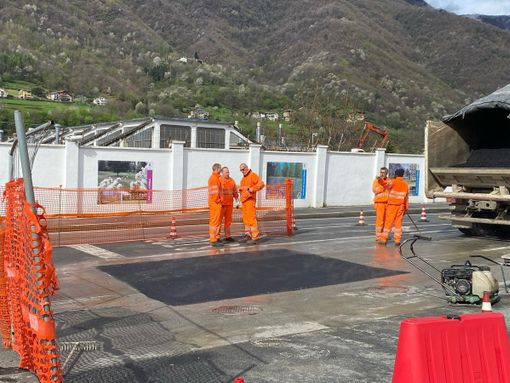 Voragine sulla provinciale 23 del Sestriere a Villar Perosa, strada risistemata