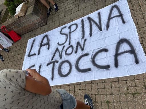 La protesta dei cittadini sulla Spina