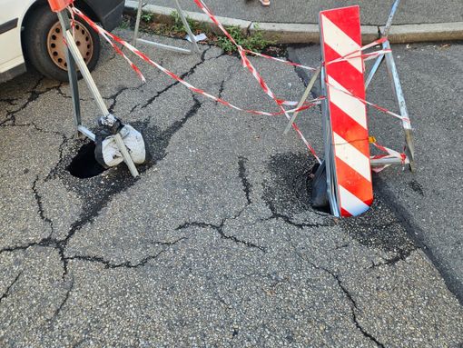 Quelle buche che attendono una riparazione in Circoscrizione 7