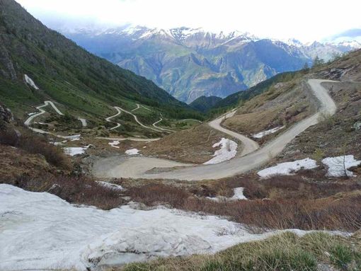 Strade d’alta quota verso la chiusura: scattano i divieti per l’inverno sulle provinciali turistiche Strade d’alta quota verso la chiusura: scattano i divieti per l’inverno sulle provinciali turistiche