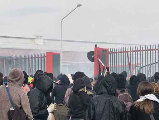 L'assalto allo stabilimento Leonardo di corso Francia, a Torino