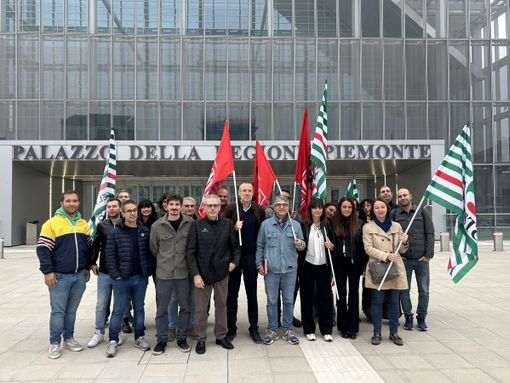 Cerence, 52 posti di lavoro a rischio: oggi la protesta davanti al grattacielo. “La Regione cerchi altre aziende interessate” Cerence, 52 posti di lavoro a rischio: oggi la protesta davanti al grattacielo. “La Regione cerchi altre aziende interessate”