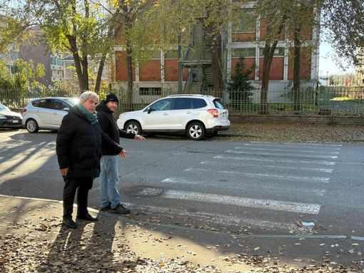L'incrocio tra via Nallino e via Frattini nel mirino dei residenti