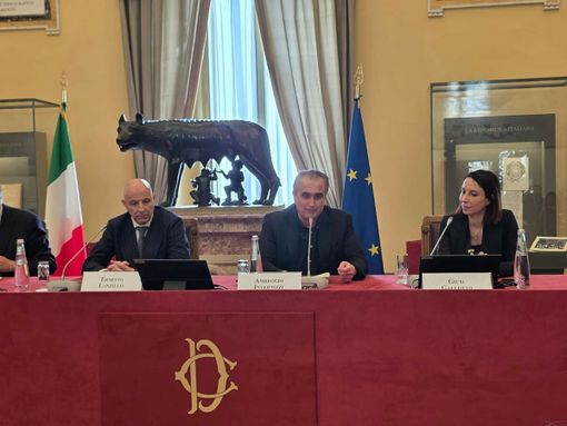 Ambrogio Invernizzi annuncia la nascita dell’Appli (Associazione Produttori Proteine del Latte) Ambrogio Invernizzi annuncia la nascita dell’Appli (Associazione Produttori Proteine del Latte)