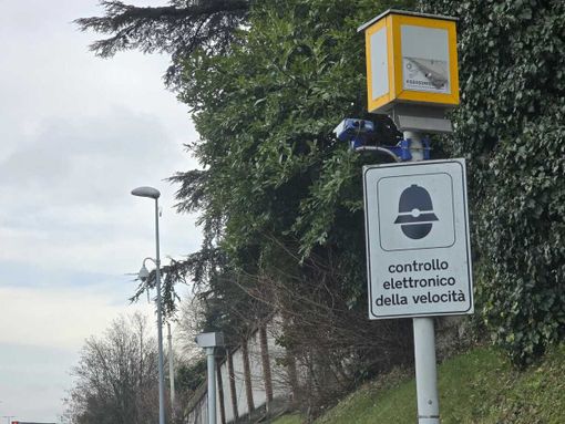 L'autovelox di Rivoli al centro delle polemiche L'autovelox di Rivoli al centro delle polemiche