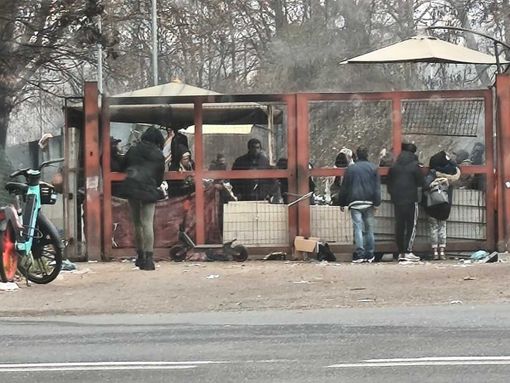 Il fortino degli spacciatori al Sempione Il fortino degli spacciatori al Sempione