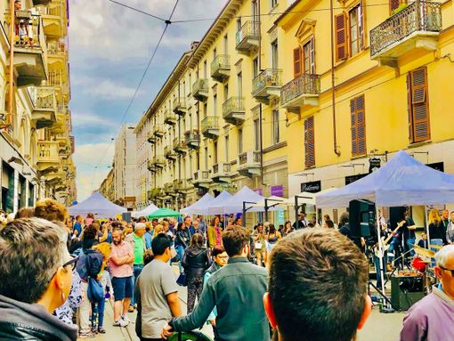 La festa di via Vanchiglia
