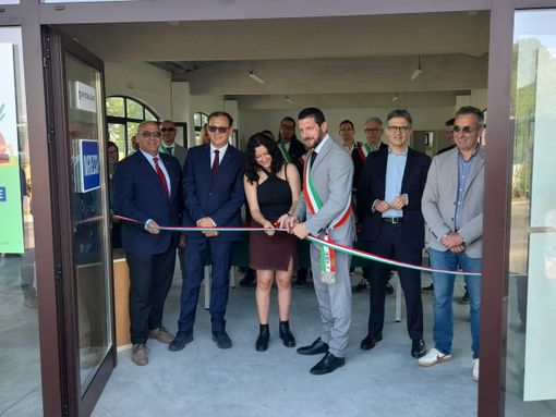 Gavazza (Lega): "Il Centro del Riuso di Cavagnolo realtà fondamentale per l'economia circolare e lo sviluppo sostenibile" Gavazza (Lega): "Il Centro del Riuso di Cavagnolo realtà fondamentale per l'economia circolare e lo sviluppo sostenibile"