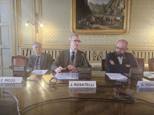 A Camera il convegno "Apriamo alla salute globale, fermiamo l’Aids" A Camera il convegno "Apriamo alla salute globale, fermiamo l’Aids"