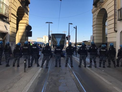 Presidio anarchici, un arresto e 64 identificati