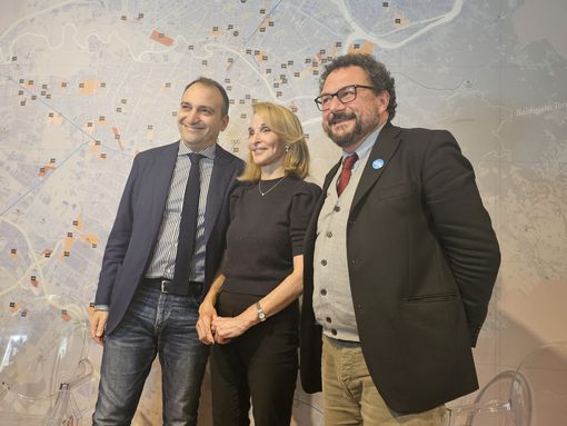 Amanda Burden tra il sindaco Stefano Lo Russo e l'assessore Paolo Mazzoleni