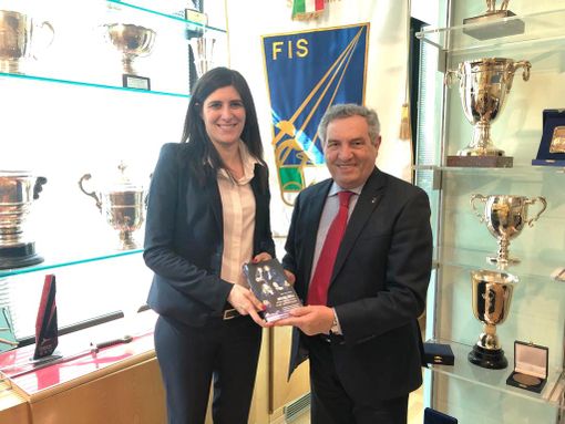 Villa Glicini continuerà ad ospitare attività di scherma: Appendino incontra il Presidente federale Scarso Villa Glicini continuerà ad ospitare attività di scherma: Appendino incontra il Presidente federale Scarso