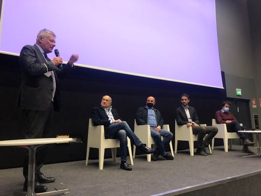 tavolo relatori al Museo dell'automobile di Torino
