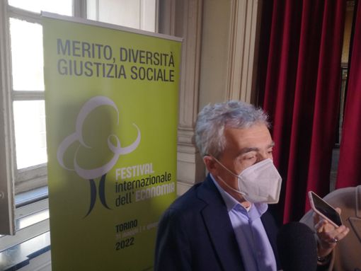 Ucraina, Boeri a Torino: &quot;Sanzioni? Fermano la mano assassina di Putin solo se colpiscono la sua cerchia&quot;