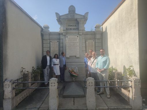 tomba giovanni giolitti a cavour