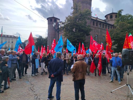 Cgil contro Skf: &quot;Aumenta il lavoro, ma quattro lavoratori restano senza impiego&quot;
