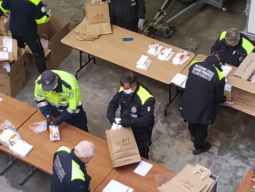 Coronavirus, 62 giorni di impegno per i volontari della Protezione civile di Torino