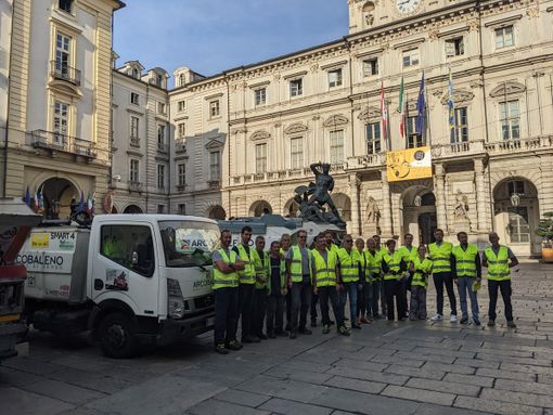 Consiglieri comunali e mezzi Cartesio