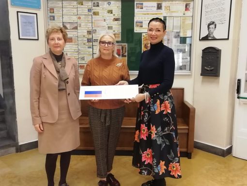 Da Ivrea all'Est europeo: al liceo Carlo Botta un piano per l'insegnamento della lingua russa Da Ivrea all'Est europeo: al liceo Carlo Botta un piano per l'insegnamento della lingua russa