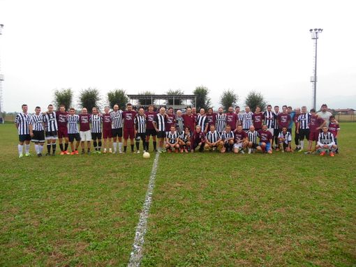 A Piscina granata e juventini incrociano gli scarpini per &quot;Il sussurro di un angelo&quot;
