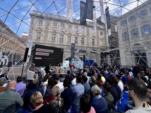 Cinquemila presenze per il Festival Digitale Popolare. Di Costanzo: “Il digitale ha conquistato la piazza”