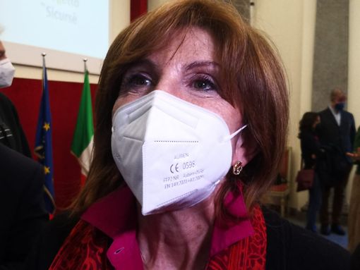 Emma Avezzù Emma Avezzù