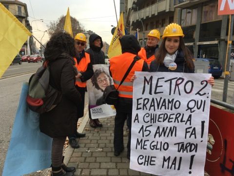 Metro 2 a Torino: Flash-Mob dei candidati di “+Europa con Emma Bonino”