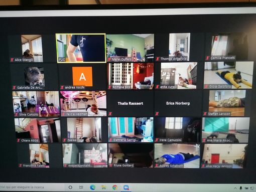 FLIC Scuola di Circo di Torino partecipa al progetto europeo Cosmic FLIC Scuola di Circo di Torino partecipa al progetto europeo Cosmic