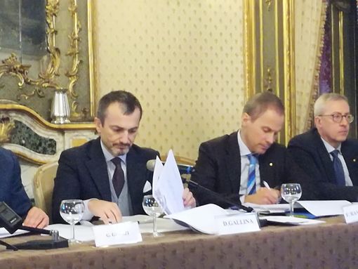 Tav, manovra, eco-bonus, FCA: ecco la formula che immobilizza i settori produttivi. Si riaffaccia la recessione a Torino e in Piemonte Tav, manovra, eco-bonus, FCA: ecco la formula che immobilizza i settori produttivi. Si riaffaccia la recessione a Torino e in Piemonte