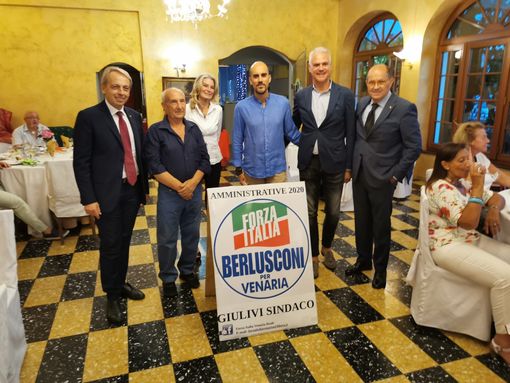 Venaria, Giulivi incontra i Seniores di Forza Italia. A sorpresa, l'endorsement di Berlusconi [FOTO E VIDEO]