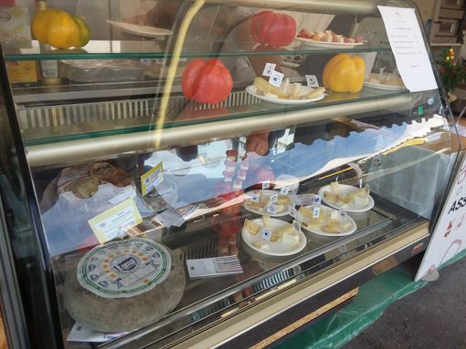 A Peperò lonza e peperone sfilano insieme (VIDEOINTERVISTA) A Peperò lonza e peperone sfilano insieme (VIDEOINTERVISTA)