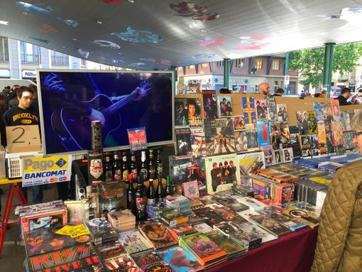 Fiera del Disco e del Fumetto in versione Natalizia: oltre 70 espositori in piazza Madama Cristina