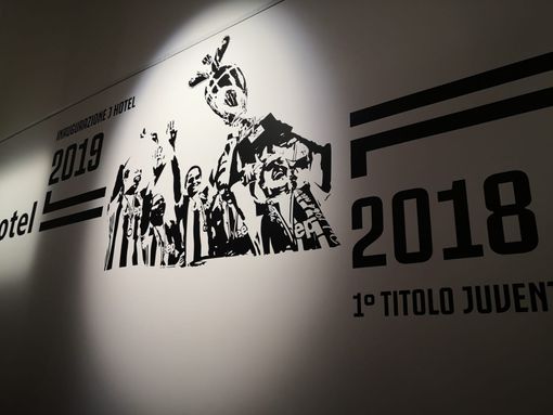 Inaugurato il J Hotel, l'albergo della Juventus. Chiellini: &quot;Per noi questa è una seconda casa&quot; (FOTO e VIDEO)