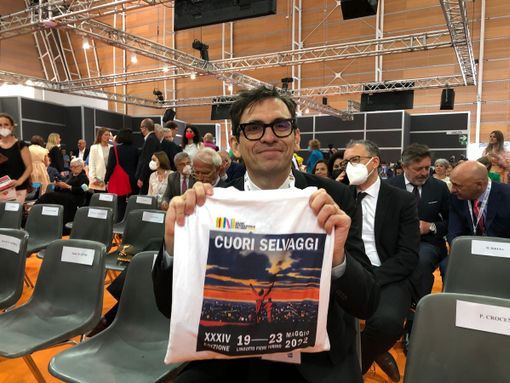 Lagioia con maglietta Lagioia con maglietta