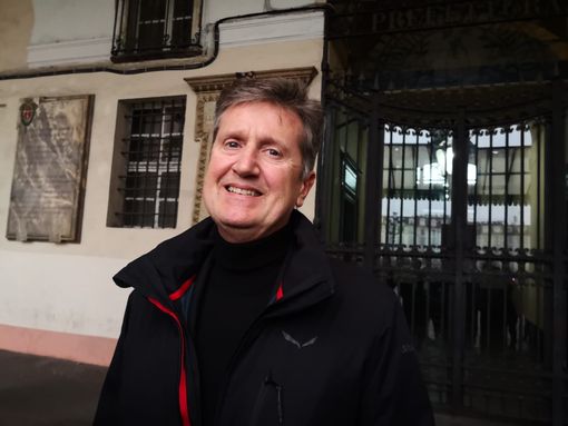 Cavallerizza, Montanari sfida Appendino: "Difendiamo l'uso pubblico del bene, contro ogni privatizzazione". Con lui anche i dissidenti M5S